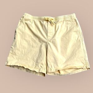 Lands’ End Canvas Chino Shorts Mens Medium 32 Yellow Straight Fit Flat 7”